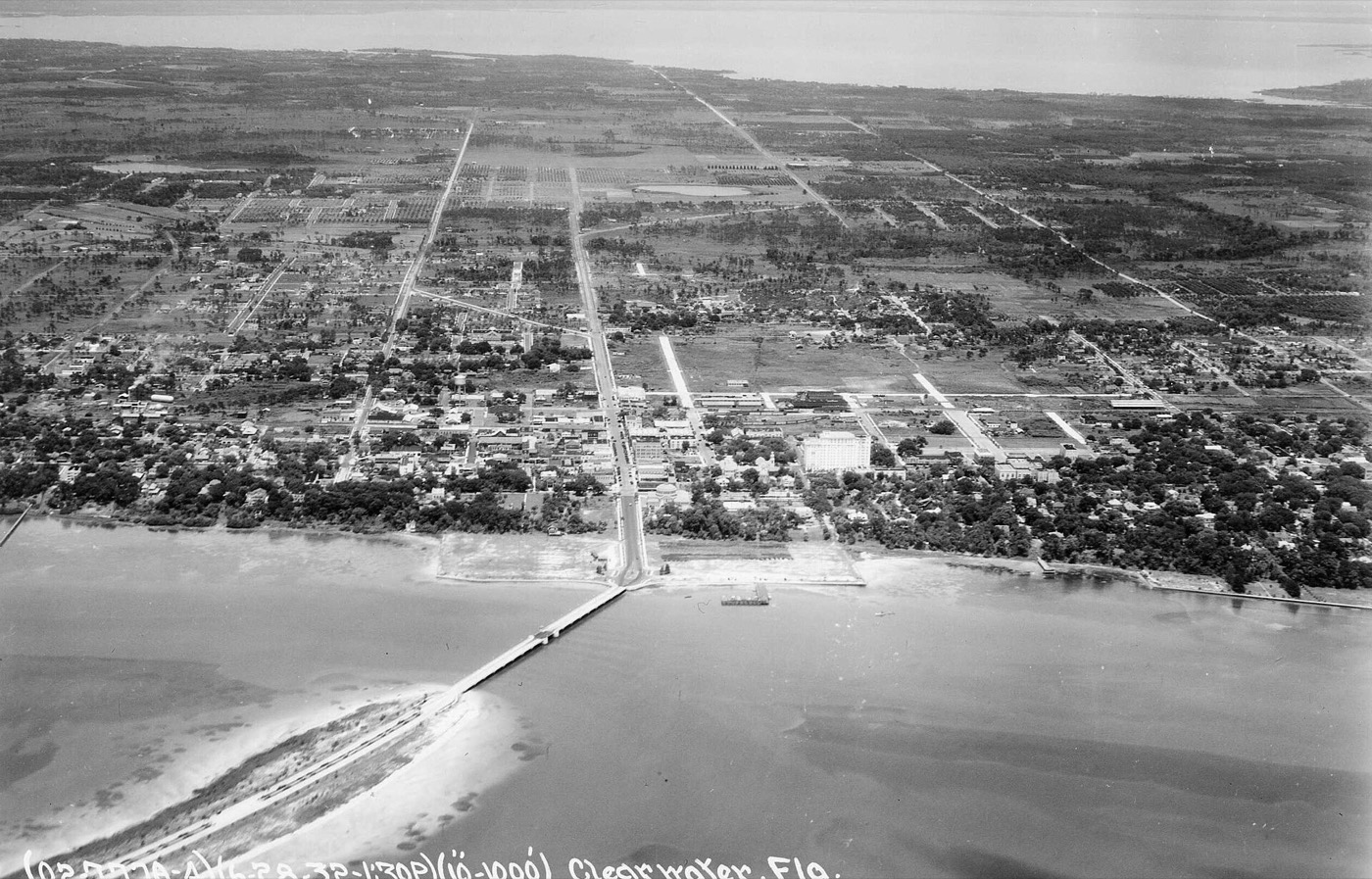 Clearwater and the Pinellas shore from the air, 1932